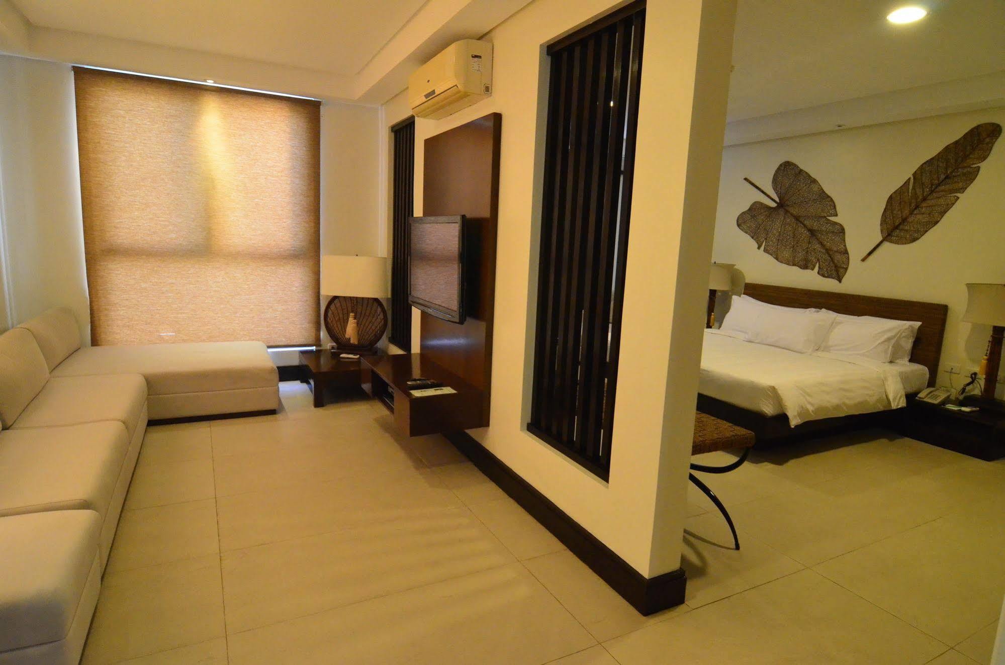 Kamana Sanctuary Resort & Spa Olongapo Buitenkant foto