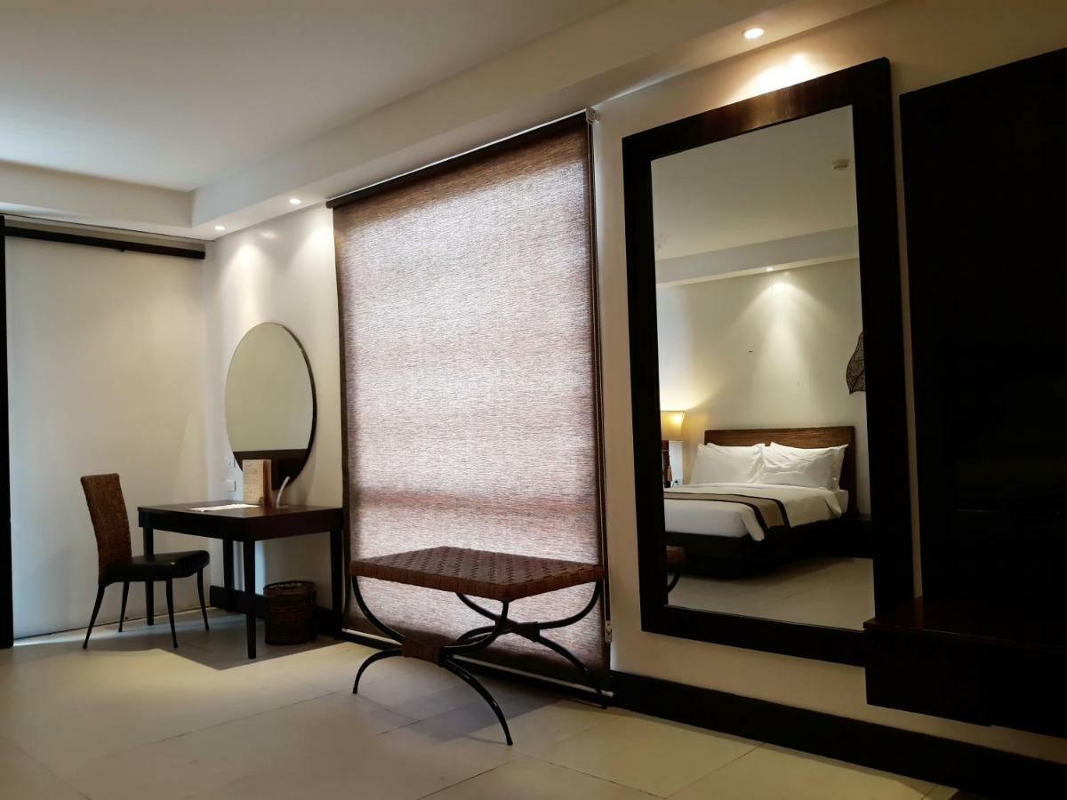 Kamana Sanctuary Resort & Spa Olongapo Buitenkant foto